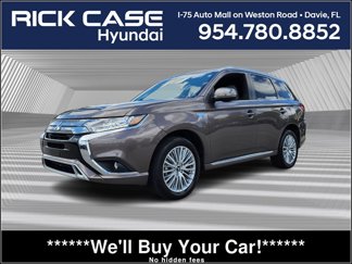 Used 2019 Mitsubishi Outlander SEL image 1