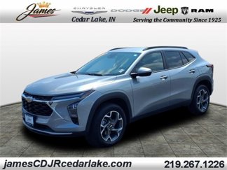 Used 2024 Chevrolet Trax LT w/ Driver Confidence Package image 1