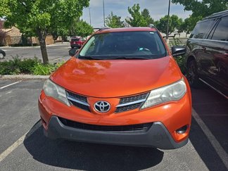 Used 2015 Toyota RAV4 LE image 1