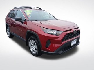 Used 2021 Toyota RAV4 LE image 1