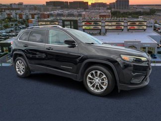 Certified 2021 Jeep Cherokee Latitude Lux w/ Comfort/Convenience Group image 1