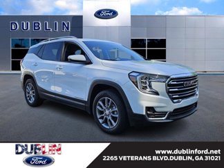 Used 2023 GMC Terrain SLT image 1