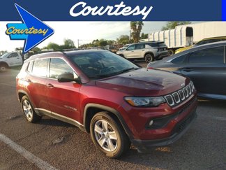 Used 2022 Jeep Compass Latitude image 1