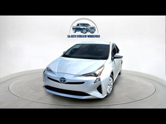 Used 2017 Toyota Prius Two image 1