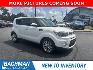 Used 2018 Kia Soul + image 1