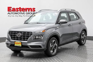 Used 2021 Hyundai Venue SEL w/ Cargo Package image 1