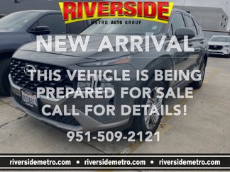 Used 2021 Hyundai Santa Fe SE image 1
