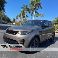 Used 2017 Land Rover Discovery HSE Luxury image 1