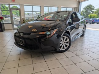 Used 2022 Toyota Corolla LE image 1