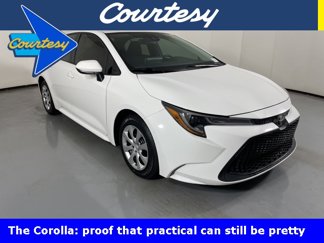 Used 2021 Toyota Corolla LE image 1