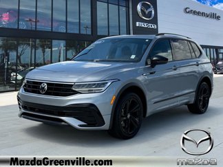 Used 2023 Volkswagen Tiguan SE R-Line image 1
