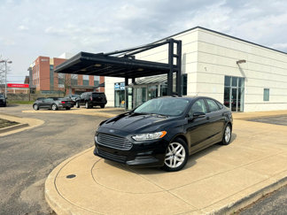 Used 2013 Ford Fusion SE image 1