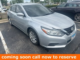 Used 2016 Nissan Altima 2.5 S image 1