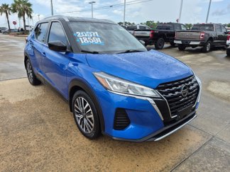 Used 2021 Nissan Kicks SV image 1