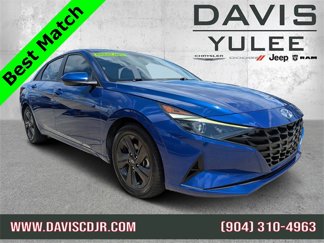 Used 2021 Hyundai Elantra SEL w/ Cargo Package image 1