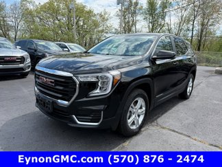 Used 2024 GMC Terrain SLE image 1