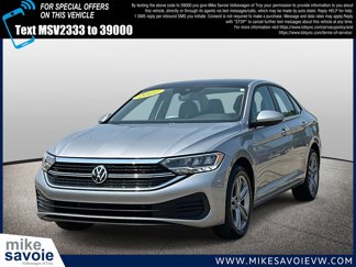 Used 2022 Volkswagen Jetta SE w/ Panoramic Sunroof Package image 1