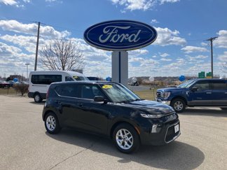 Used 2021 Kia Soul S image 1