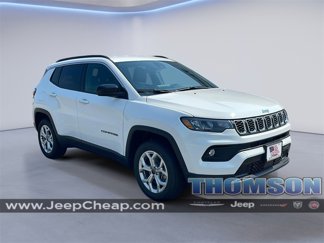 New 2025 Jeep Compass Latitude image 1