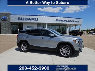 Used 2023 GMC Terrain SLT image 1