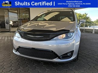 Used 2020 Chrysler Pacifica Touring-L image 1