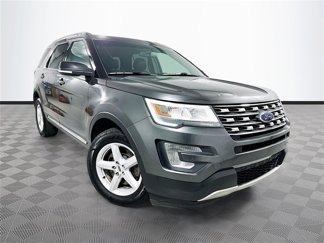 Used 2016 Ford Explorer XLT w/ Equipment Group 202A image 1