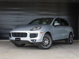 Used 2018 Porsche Cayenne Platinum Edition image 1