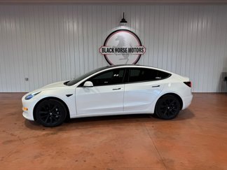Used 2020 Tesla Model 3 image 1