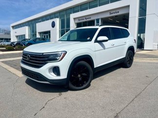 New 2025 Volkswagen Atlas SE image 1