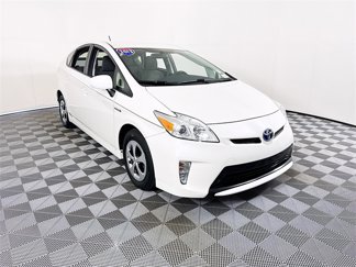 Used 2013 Toyota Prius Two image 1