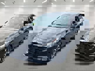Used 2023 Hyundai Elantra SEL w/ Convenience Package image 1