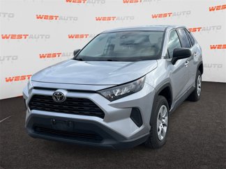 Used 2022 Toyota RAV4 LE image 1