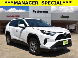 Used 2024 Toyota RAV4 XLE image 1