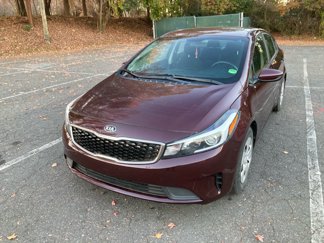 Used 2018 Kia Forte LX image 1