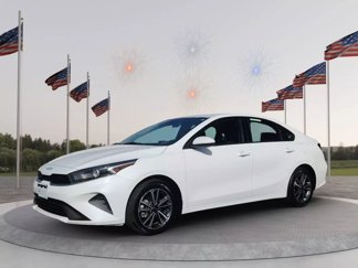 Used 2023 Kia Forte LXS image 1