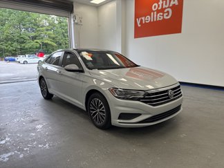 Used 2019 Volkswagen Jetta SE image 1