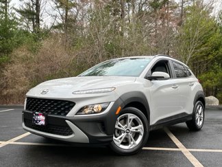 Used 2022 Hyundai Kona SEL w/ Convenience Package image 1