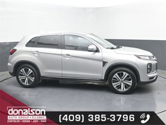 Used 2021 Mitsubishi Outlander Sport SE image 1