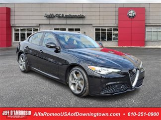 Used 2017 Alfa Romeo Giulia AWD image 1