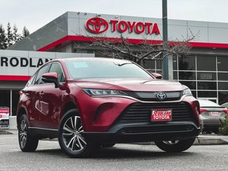 Used 2021 Toyota Venza LE w/ Carpet Mat Package (TMS) image 1
