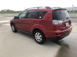 Used 2012 Mitsubishi Outlander ES image 1
