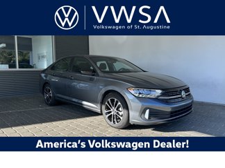 Used 2024 Volkswagen Jetta Sport image 1