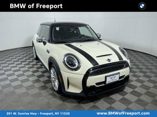 Certified 2023 MINI Cooper S image 1