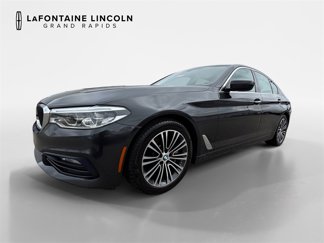 Used 2017 BMW 540i xDrive image 1