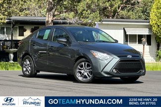 Used 2020 Toyota Yaris LE image 1