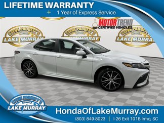 Used 2024 Toyota Camry SE image 1