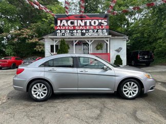 Used 2013 Chrysler 200 Limited image 1