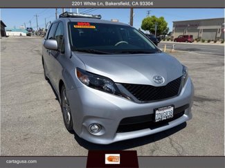 Used 2014 Toyota Sienna SE image 1