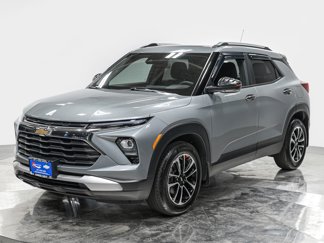 Used 2024 Chevrolet TrailBlazer LT image 1