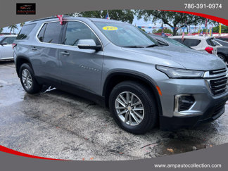 Used 2023 Chevrolet Traverse LT image 1